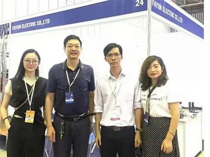 Xu hướng Đắp thứ này lên da 1 lần/tuần: Hotspot Matrix tiết lộ bí quyết video viral